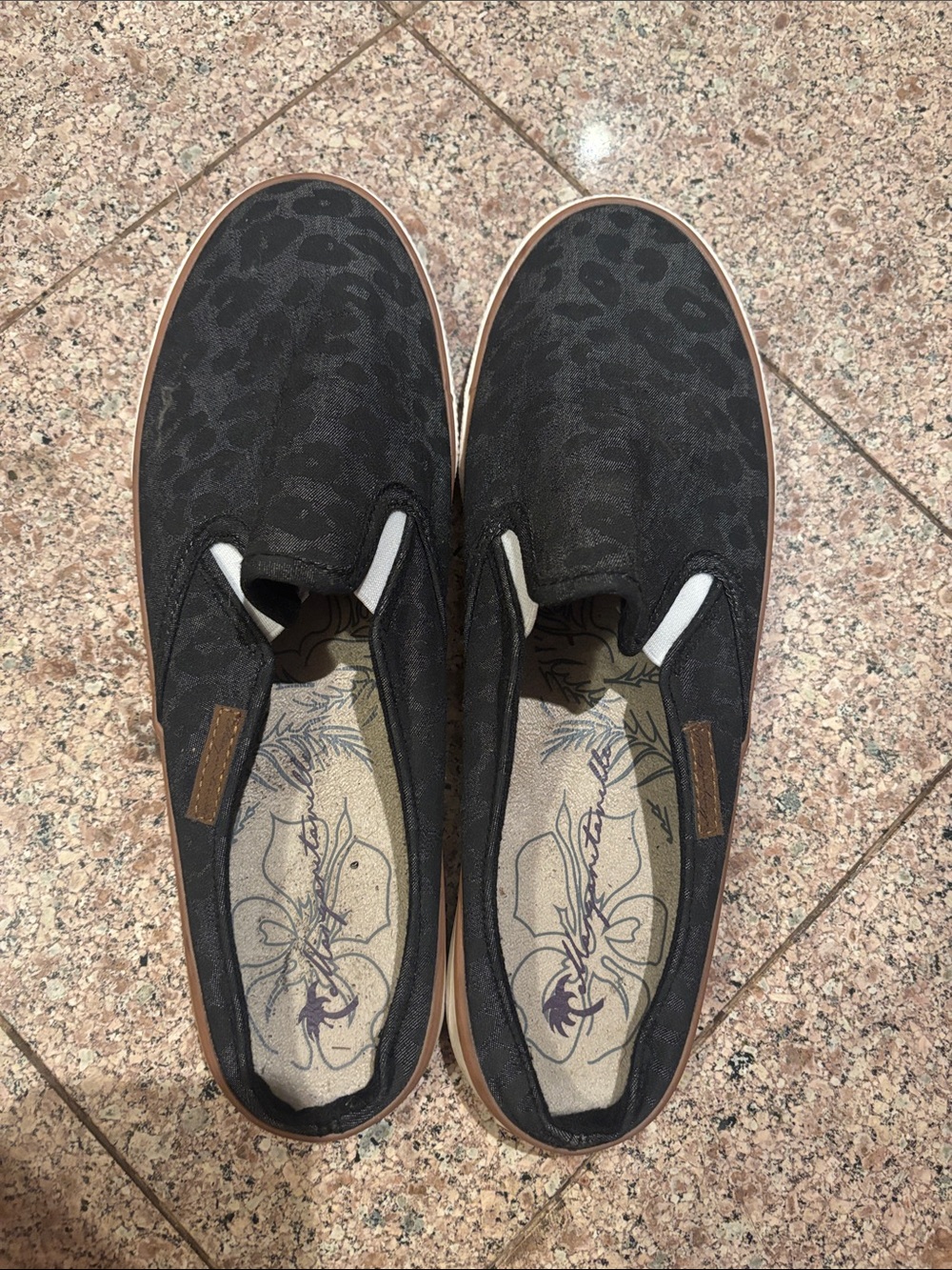 Women’s Margaritaville Slip-On Casual Canvas Shoes in Black